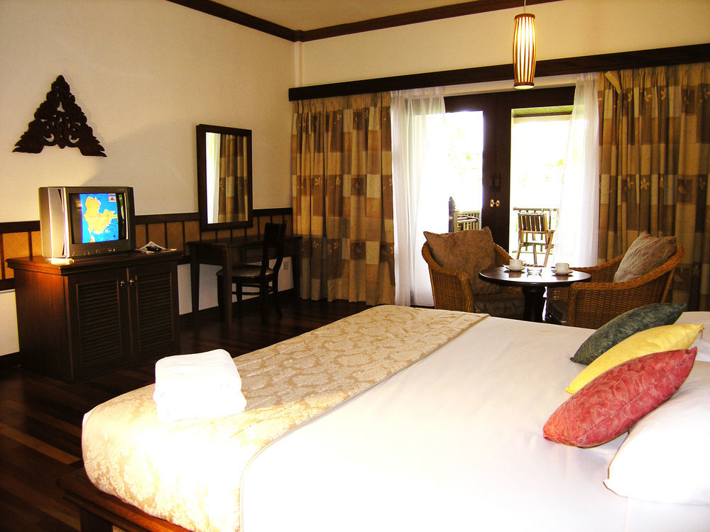 Laguna Redang Island Resort Екстериор снимка